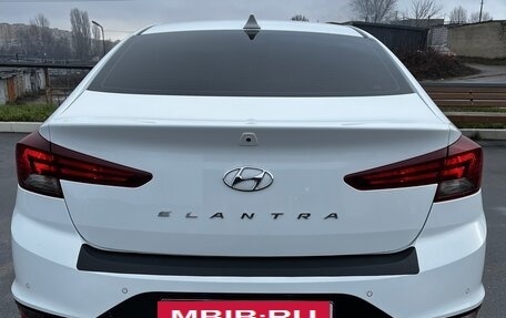 Hyundai Elantra VI рестайлинг, 2020 год, 1 630 000 рублей, 9 фотография