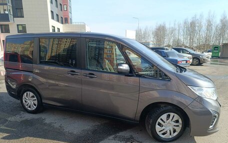 Honda Stepwgn IV, 2018 год, 1 850 000 рублей, 8 фотография