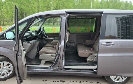 Honda Stepwgn IV, 2018 год, 1 850 000 рублей, 9 фотография