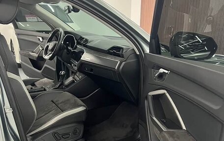 Audi Q3, 2022 год, 2 490 000 рублей, 8 фотография