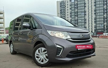 Honda Stepwgn IV, 2018 год, 1 850 000 рублей, 5 фотография