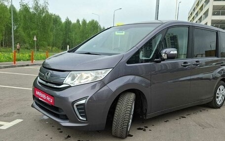 Honda Stepwgn IV, 2018 год, 1 850 000 рублей, 6 фотография