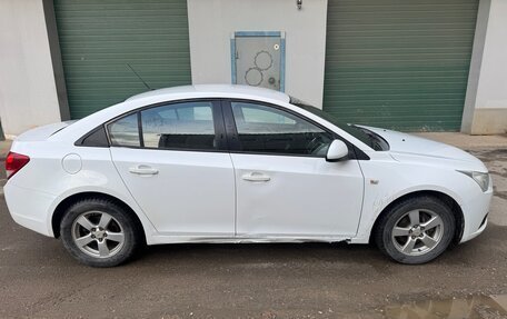 Chevrolet Cruze II, 2011 год, 390 000 рублей, 8 фотография