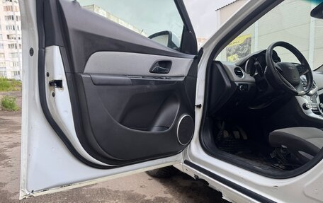 Chevrolet Cruze II, 2011 год, 390 000 рублей, 10 фотография