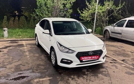 Hyundai Solaris II рестайлинг, 2017 год, 790 000 рублей, 8 фотография