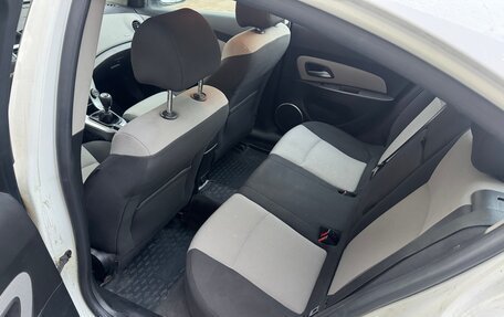 Chevrolet Cruze II, 2011 год, 390 000 рублей, 23 фотография