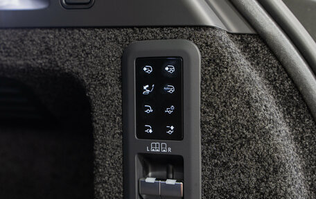 Land Rover Range Rover IV рестайлинг, 2026 год, 23 990 000 рублей, 27 фотография