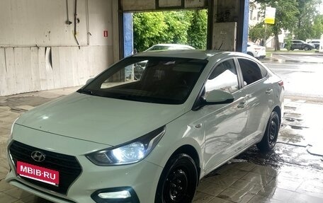 Hyundai Solaris II рестайлинг, 2018 год, 630 000 рублей, 6 фотография