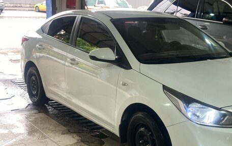 Hyundai Solaris II рестайлинг, 2018 год, 630 000 рублей, 8 фотография