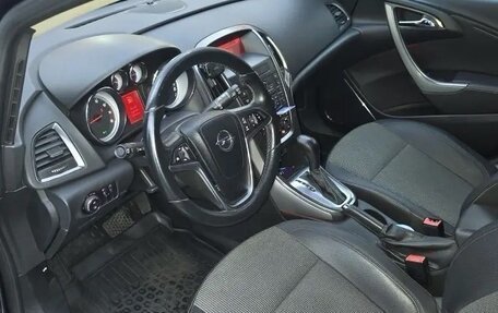 Opel Astra J, 2011 год, 750 000 рублей, 10 фотография