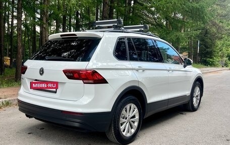Volkswagen Tiguan II, 2018 год, 2 390 000 рублей, 5 фотография