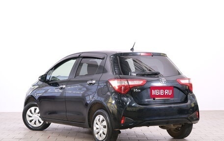 Toyota Vitz, 2018 год, 969 000 рублей, 5 фотография