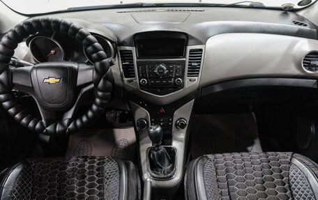 Chevrolet Cruze II, 2012 год, 599 000 рублей, 19 фотография