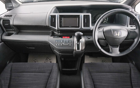 Honda Stepwgn IV, 2011 год, 1 359 000 рублей, 11 фотография