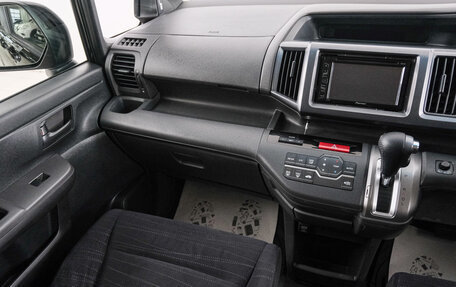 Honda Stepwgn IV, 2011 год, 1 359 000 рублей, 12 фотография