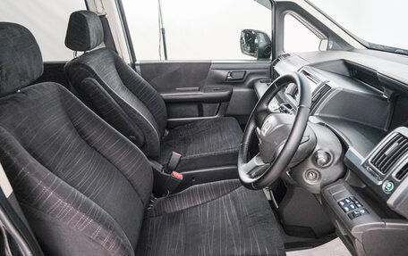 Honda Stepwgn IV, 2011 год, 1 359 000 рублей, 8 фотография
