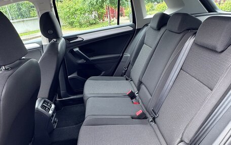Volkswagen Tiguan II, 2020 год, 3 000 000 рублей, 12 фотография