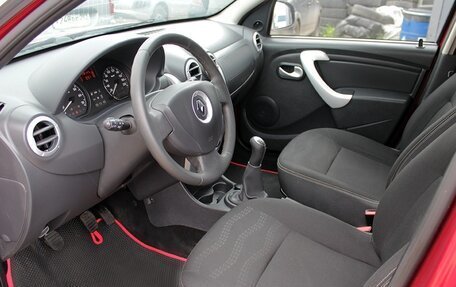 Renault Sandero I, 2014 год, 699 000 рублей, 5 фотография