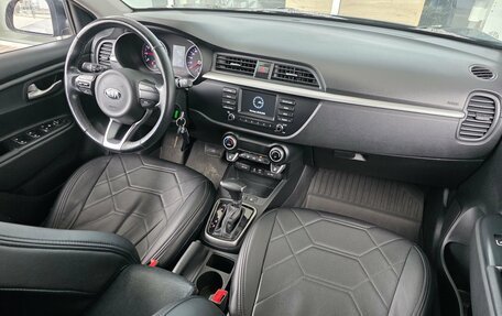 KIA Rio IV, 2018 год, 1 100 000 рублей, 5 фотография