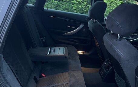 BMW 3 серия, 2018 год, 2 600 000 рублей, 10 фотография