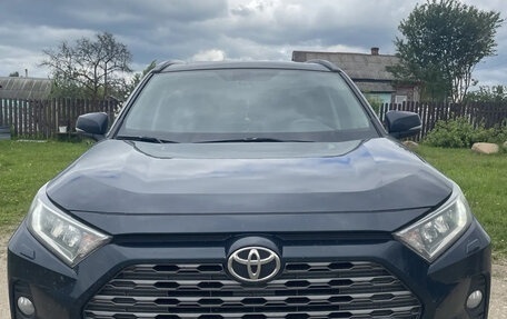 Toyota RAV4, 2020 год, 3 650 000 рублей, 1 фотография