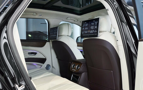 Bentley Bentayga I, 2026 год, 35 800 000 рублей, 13 фотография