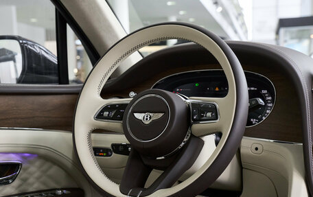 Bentley Bentayga I, 2026 год, 35 800 000 рублей, 11 фотография