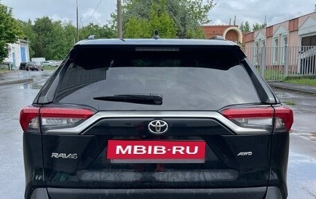 Toyota RAV4, 2020 год, 2 250 000 рублей, 5 фотография