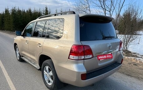Toyota Land Cruiser 200, 2009 год, 3 300 000 рублей, 3 фотография