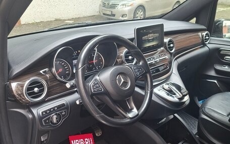 Mercedes-Benz V-Класс, 2016 год, 4 300 000 рублей, 3 фотография
