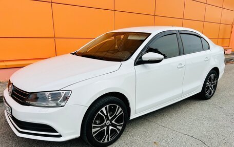 Volkswagen Jetta VI, 2018 год, 999 000 рублей, 2 фотография