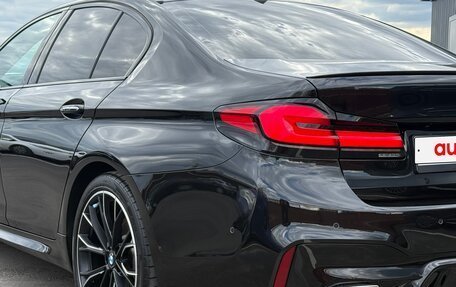 BMW 5 серия, 2017 год, 3 240 000 рублей, 9 фотография