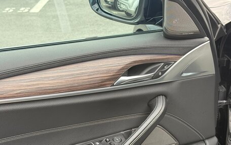 BMW 5 серия, 2017 год, 3 240 000 рублей, 11 фотография