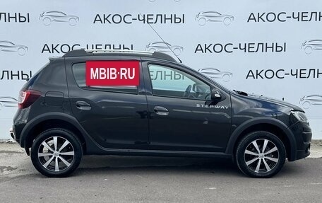 Renault Sandero II рестайлинг, 2016 год, 775 000 рублей, 8 фотография