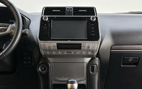 Toyota Land Cruiser Prado 150 рестайлинг 2, 2019 год, 5 998 000 рублей, 16 фотография