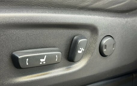 Toyota Land Cruiser Prado 150 рестайлинг 2, 2019 год, 5 998 000 рублей, 23 фотография
