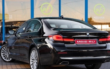 BMW 5 серия, 2022 год, 3 546 271 рублей, 9 фотография