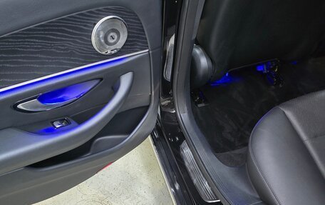 Mercedes-Benz E-Класс, 2017 год, 2 300 000 рублей, 11 фотография