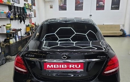 Mercedes-Benz E-Класс, 2017 год, 2 300 000 рублей, 5 фотография