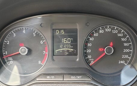 Volkswagen Polo VI (EU Market), 2015 год, 930 000 рублей, 11 фотография