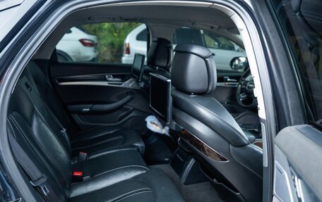 Audi A8, 2011 год, 2 300 000 рублей, 10 фотография