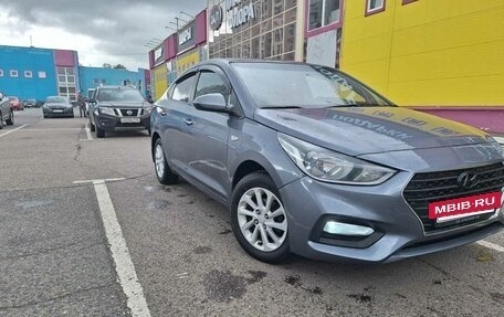 Hyundai Solaris II рестайлинг, 2018 год, 900 000 рублей, 3 фотография