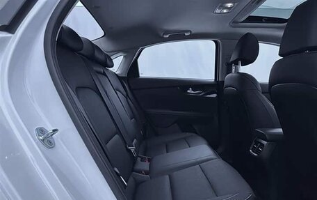 KIA K3, 2022 год, 1 550 900 рублей, 19 фотография