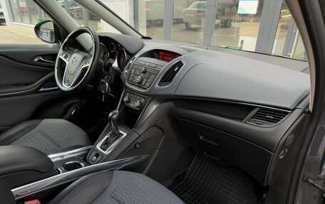 Opel Zafira C рестайлинг, 2013 год, 1 050 000 рублей, 8 фотография