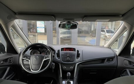 Opel Zafira C рестайлинг, 2013 год, 1 050 000 рублей, 22 фотография