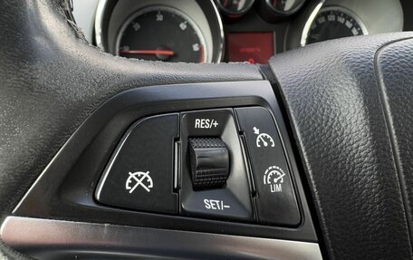 Opel Zafira C рестайлинг, 2013 год, 1 050 000 рублей, 30 фотография