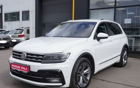 Volkswagen Tiguan II, 2018 год, 1 931 000 рублей, 1 фотография