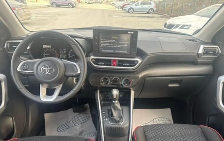 Toyota Raize I, 2023 год, 1 790 900 рублей, 17 фотография
