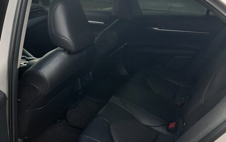 Toyota Camry, 2021 год, 2 950 000 рублей, 5 фотография