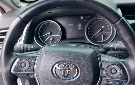 Toyota Camry, 2021 год, 2 950 000 рублей, 7 фотография